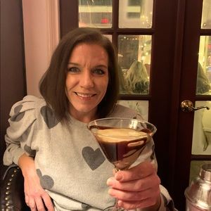 Meet your Posher, Suzanne